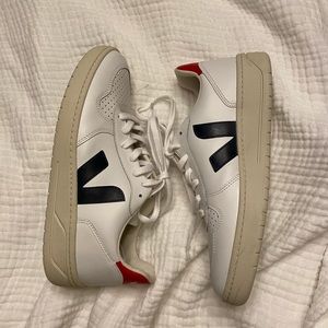 NEW Veja Nautico Pekin Sneakers size 9